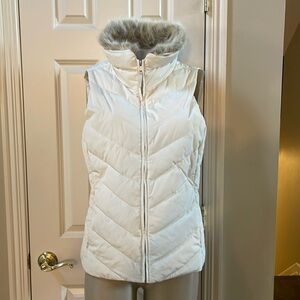 Talbots zip up Fur collar Down Filled Puffer Vest, large